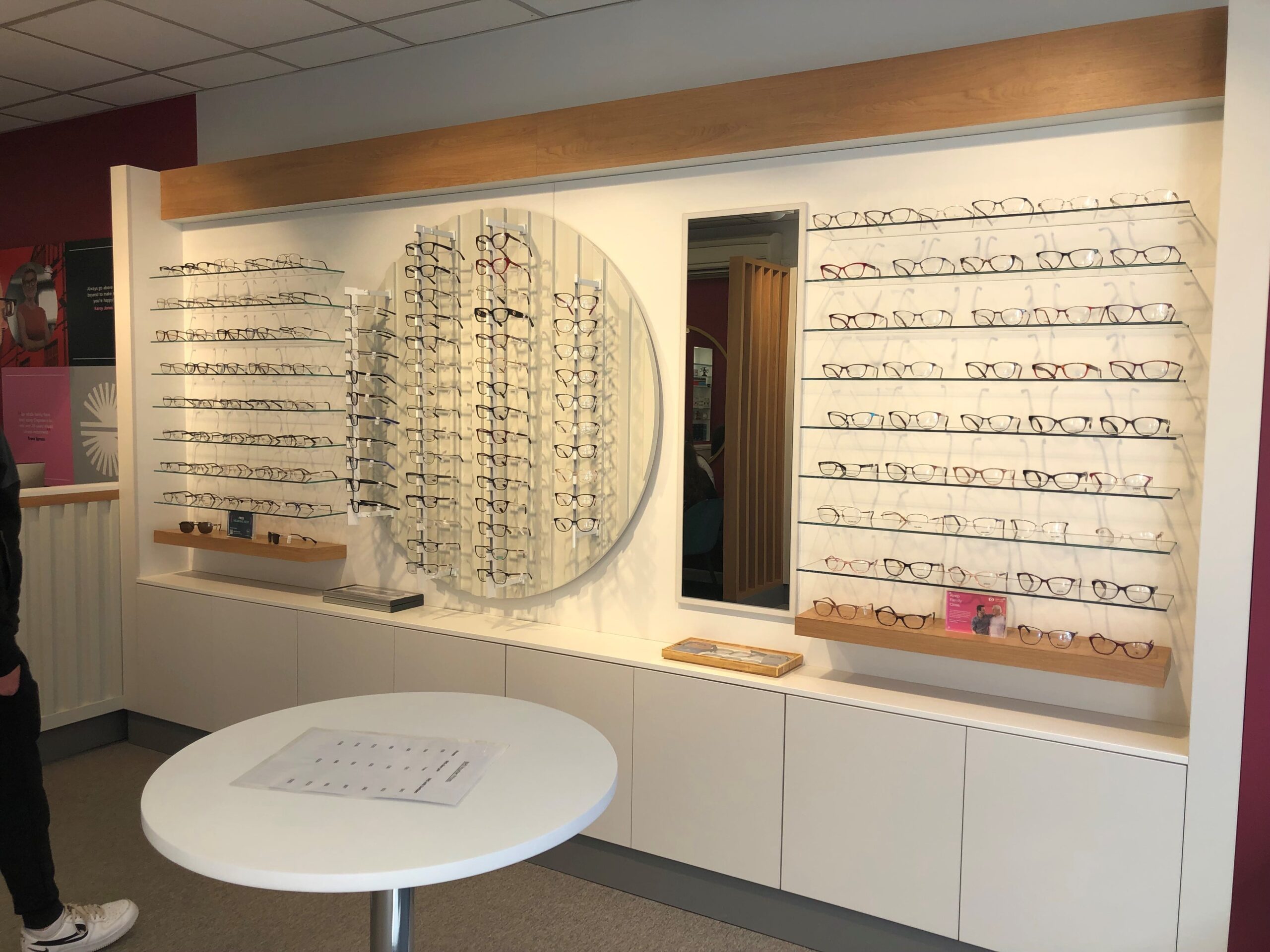 Opticians Wednesbury, Chapman Opticians, Eye Test Wednesbury, Hearing Test Wednesbury, Contact Lenses Wednesbury